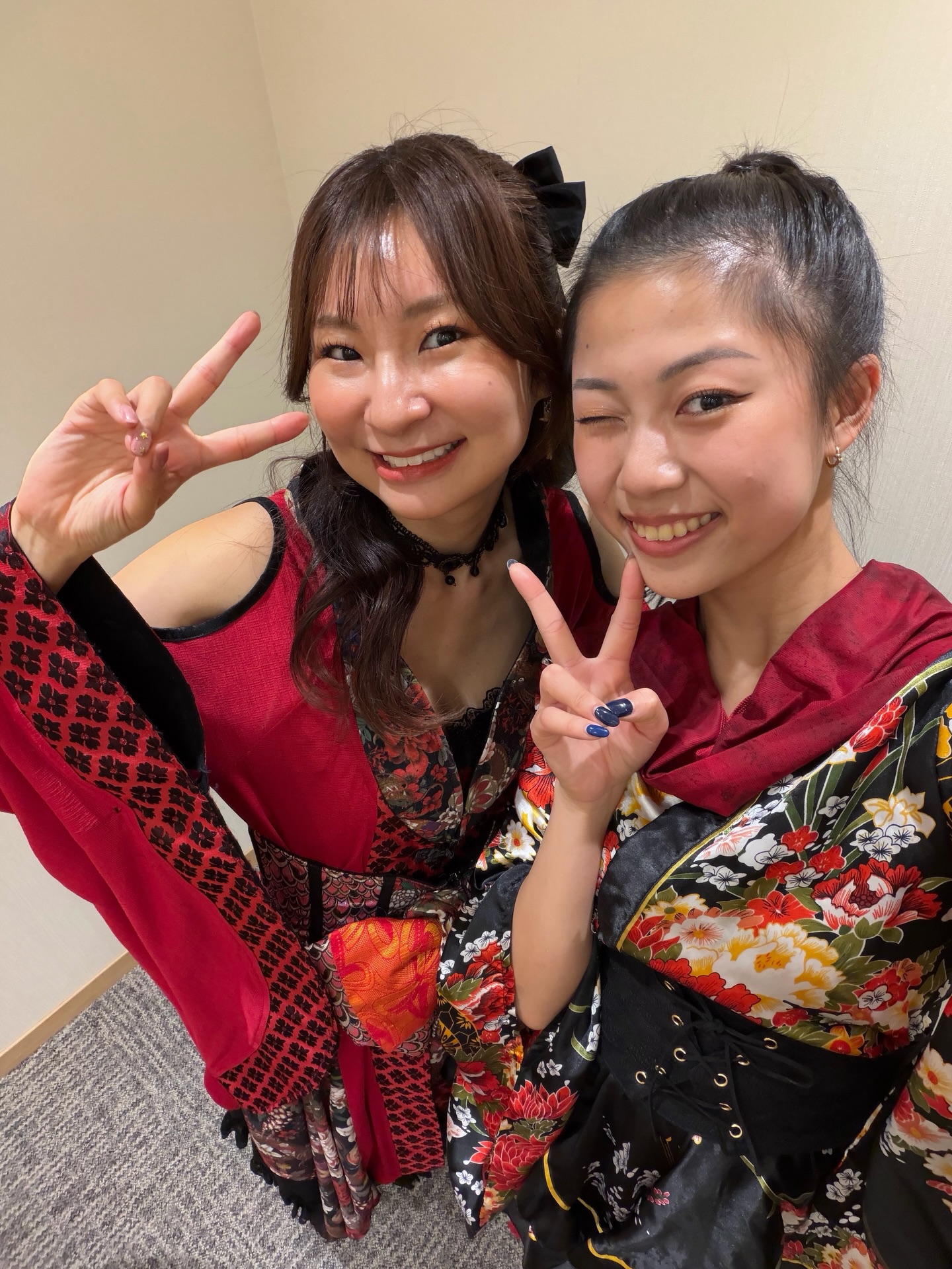 紗都音ちゃんと京都の企業様パーティで
マジック&イリュージョンショー🪄✨
 
ステージのお手伝いをしてくれた
小さなお友だちも可愛かったな〜🌸
 
お土産やお弁当もいただいて、ありがとうございました🧡
 
 
 
#マジシャン梨花 #女性マジシャン #出張マジック