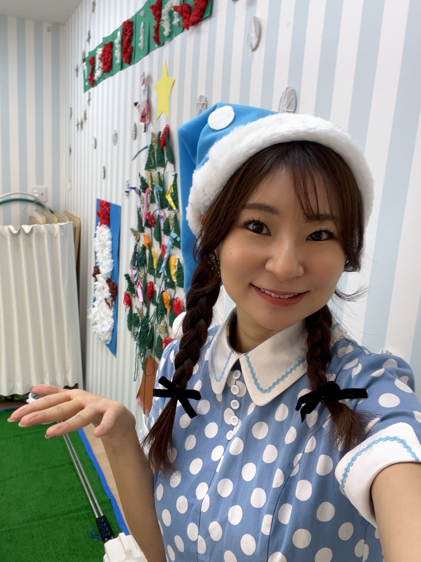 インターナショナル幼稚園でシャボン玉ショー🫧
 
クリスマス時期だったので、水玉サンタさん🎅✨
 
クリスマスの投稿を今頃している...
 
#シャボン玉ショー #ふわりん先生 #幼稚園イベント